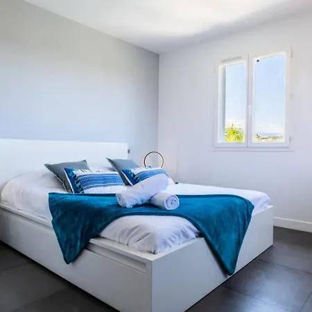 וילה 5 Hauteurs De Golfe, Piscine & Jacuzzi - 5 Hauteurs De Golfe, Piscine & Jacuzzi Mae-2373 *