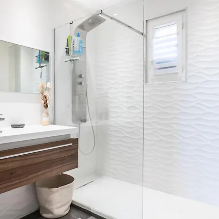 וילה 5 Hauteurs De Golfe, Piscine & Jacuzzi - 5 Hauteurs De Golfe, Piscine & Jacuzzi Mae-2373 *